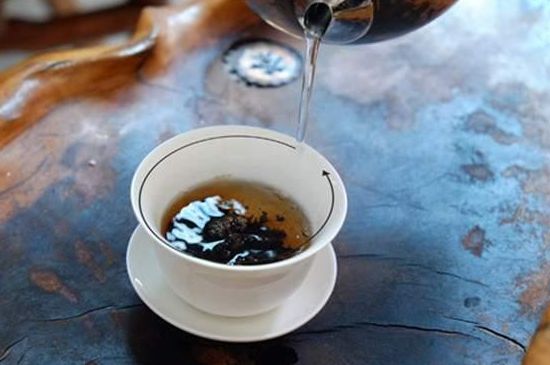 喝茶茶桌上的禮儀有哪些，泡茶待客十大禮儀不可不做！