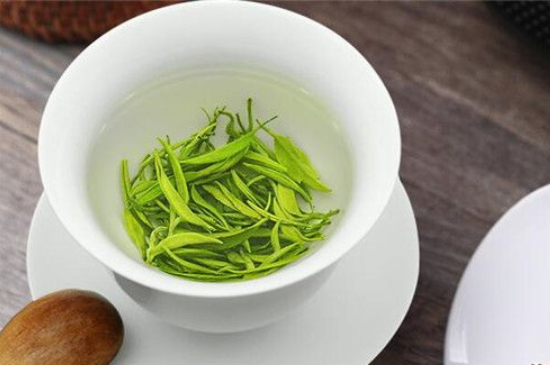 綠茶碧螺春怎么泡簡(jiǎn)易步驟，沖泡碧螺春的十二步驟口訣