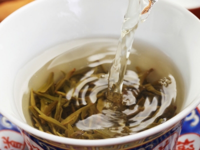 安吉白茶的功效與作用，簡(jiǎn)單概括安吉白茶功效