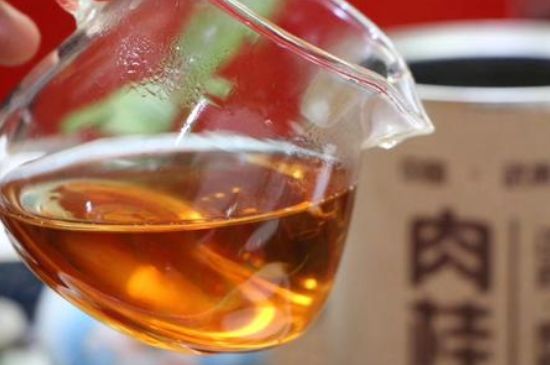 女人喝肉桂紅茶有什么好處，肉桂加紅茶的功效與作用