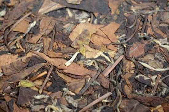 福鼎白茶能長(zhǎng)時(shí)間悶泡嗎，老白茶可以悶著喝嗎？