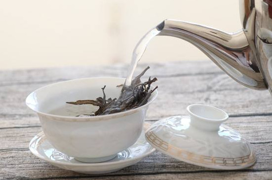 洗茶和潤茶一樣嗎，醒茶跟潤茶、洗茶有什么區(qū)別不同