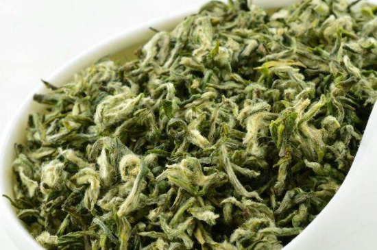 真假碧螺春泡水后區(qū)別，蘇州洞庭碧螺春怎樣鑒別好壞？
