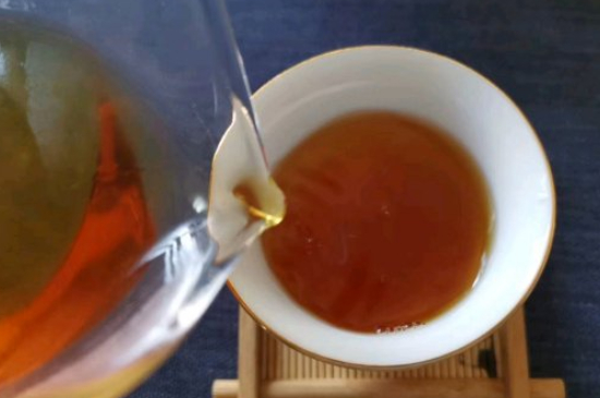 普洱茶十大學(xué)費(fèi)茶排名，吉普H是學(xué)費(fèi)茶？