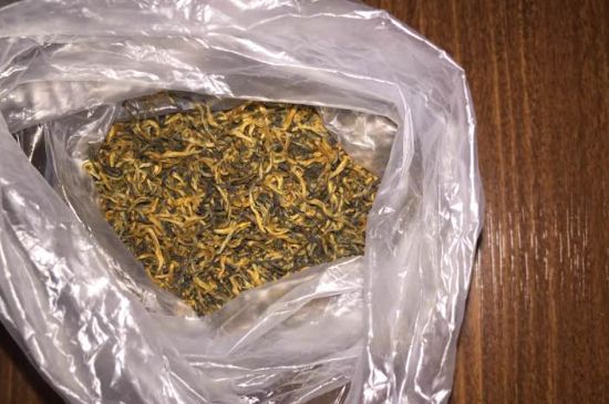 金駿眉染色鑒別帶圖，金駿眉染色如何分辨