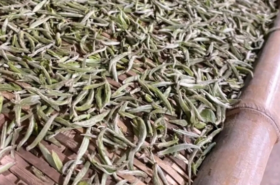 過(guò)期茶葉的八大妙用，過(guò)期的陳茶葉還能干什么用？