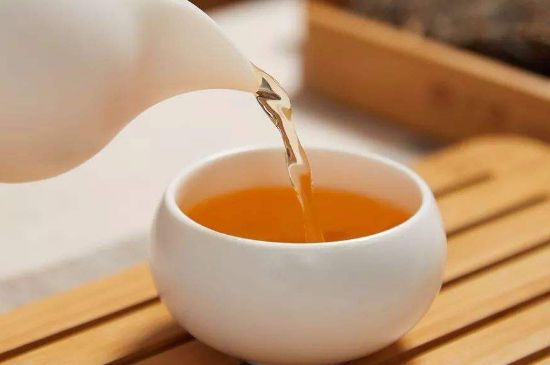 泡好的茶水放冰箱能保存多久，泡好的茶冷藏放多久？