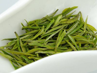白茶顏色變黃還能喝嗎，發(fā)黃的白茶好不好？