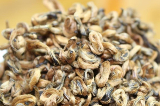 茶葉可以放冰箱嗎，茶需要放冰箱保存嗎