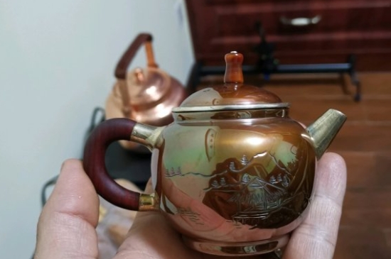 常見的七大材質(zhì)的茶具優(yōu)缺點，用什么材質(zhì)的茶具泡茶最好？