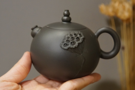 廣西欽州坭興陶可以泡多種茶嗎，坭興陶是一壺一茶嗎?