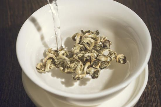 茉莉龍珠分幾種，怎樣分等級(jí)怎么看品質(zhì)
