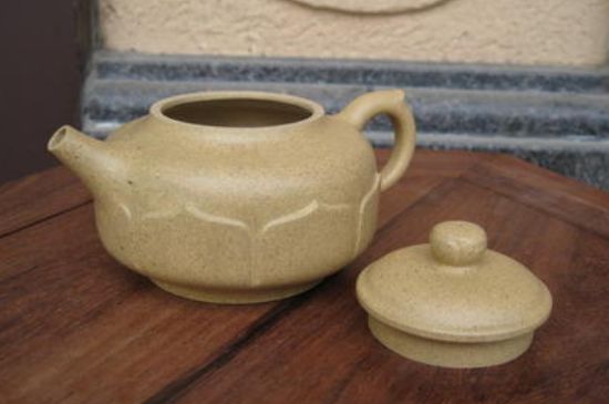 本山綠泥怎么分辨真假，真正的本山綠泥紫砂壺怎么鑒別？