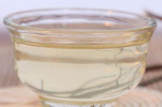 茉莉龍珠什么季節(jié)喝，夏天適合喝茉莉龍珠茶