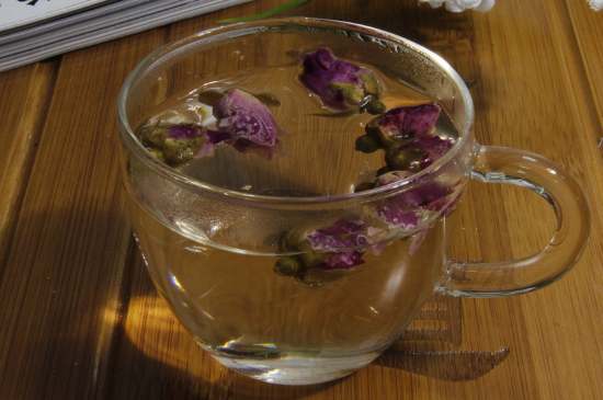 怎么判斷玫瑰花茶好不好，玫瑰花茶怎么樣鑒別