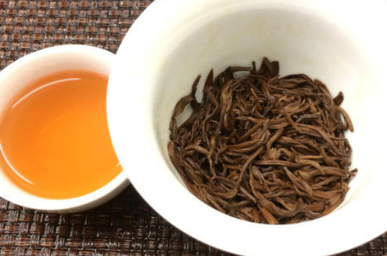 新茶和陳茶的區(qū)別，新茶和陳茶的介紹