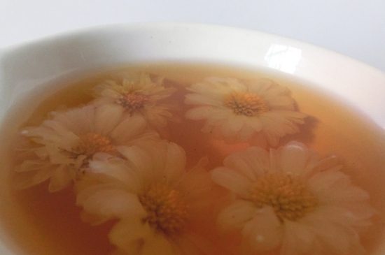 喝菊花茶有什么效果，女人長期喝菊花茶好嗎？
