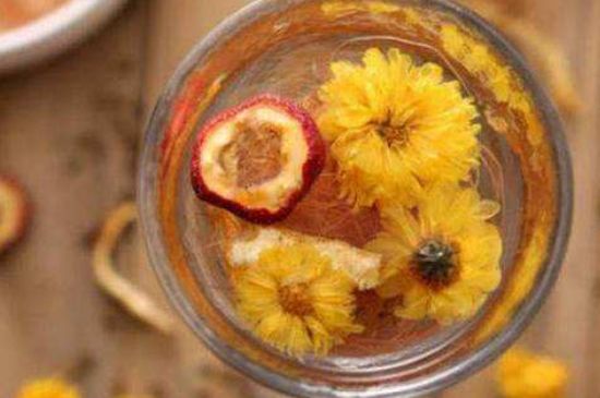 祛濕氣雙花茶，喝什么花茶祛濕氣排毒養(yǎng)顏