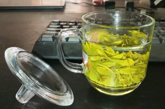 常見的七大材質(zhì)的茶具優(yōu)缺點，用什么材質(zhì)的茶具泡茶最好？