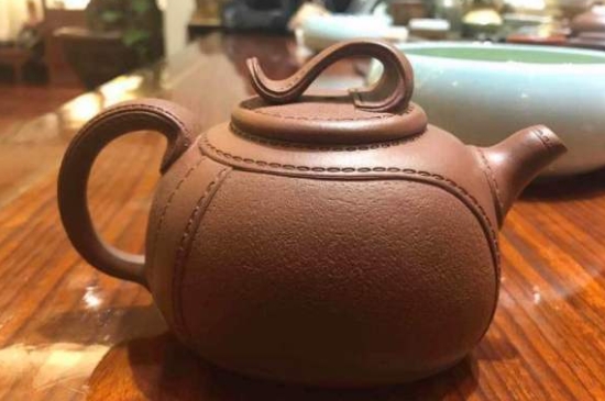 泡茶用坭興陶和紫砂壺哪個(gè)好，紫砂壺比坭興陶壺好嗎？