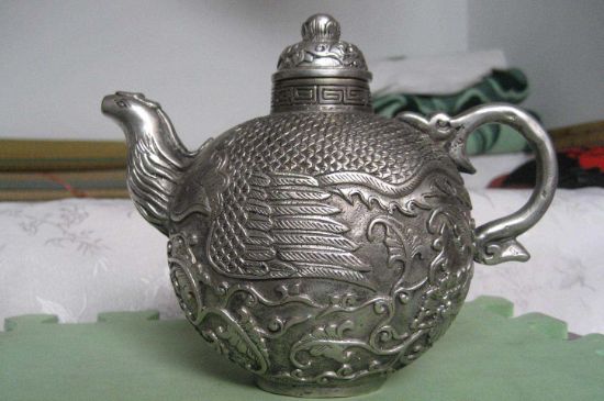 銀壺泡茶后為什么會(huì)變黑，銀壺內(nèi)膽發(fā)黑怎么辦