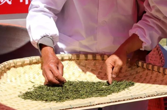 綠茶加工工藝流程圖，綠茶的加工制作包含哪幾個(gè)步驟？