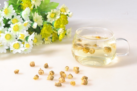 喝菊花茶有什么效果，女人長期喝菊花茶好嗎？