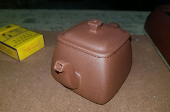 手工紫砂壺和模具壺有什么區(qū)別，快速鑒別手工壺模具壺