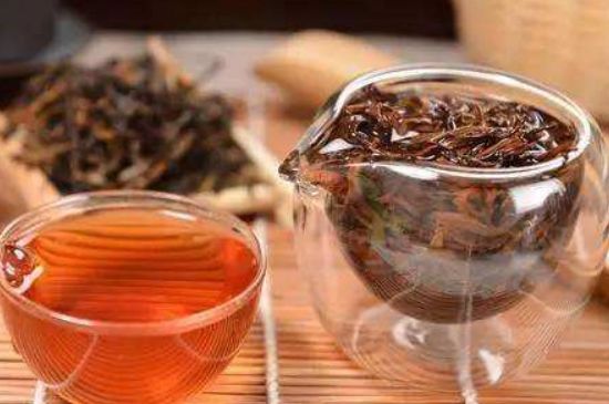 綠茶加重濕氣？濕氣體質(zhì)寒的人能喝綠茶嗎