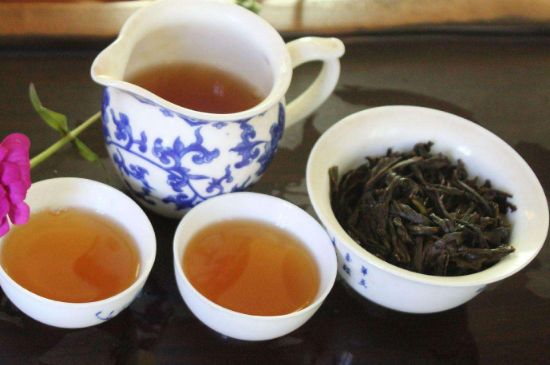 大紅袍四大品種有哪些，大紅袍的種類(lèi)和著名品種特點(diǎn)介紹