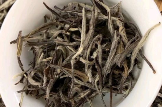 三年白茶賽砒霜，這是真的嗎？