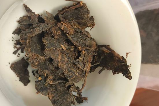 一天什么時候喝黑茶最好，喝黑茶一天最佳時間和季節(jié)