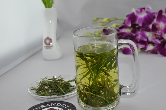 竹葉青茶泡不立起來怎么回事，竹葉青茶怎么泡立起來
