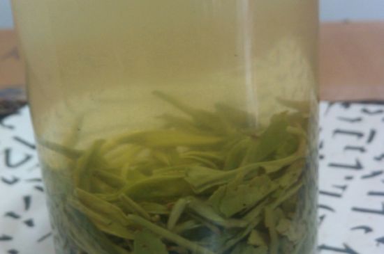 碧螺春為什么泡水渾濁，碧螺春茶葉泡水感覺很臟是混濁的