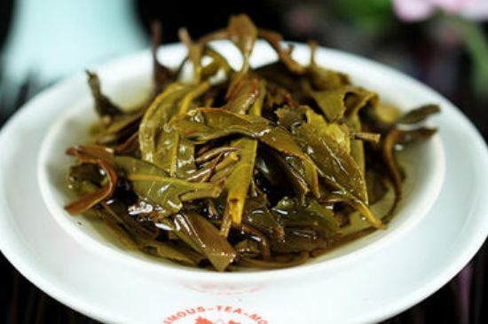 茯磚茶與普洱茶哪個(gè)好，茯茶和普洱茶口味區(qū)別