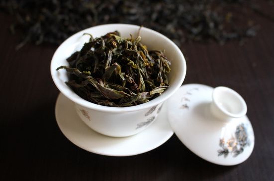 鋸朵仔跟鴨屎香哪個貴，鋸朵子和鴨屎香哪個好喝？