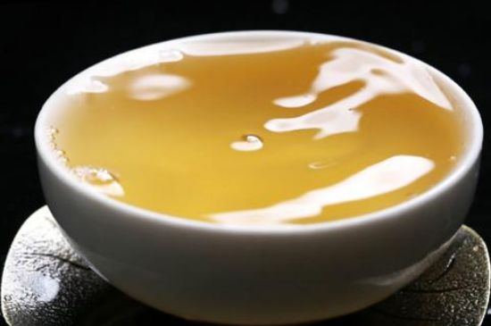 綠茶加重濕氣？濕氣體質(zhì)寒的人能喝綠茶嗎