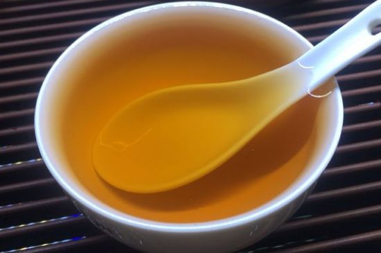 正山小種喝起來苦澀有點酸對嗎，正山小種發(fā)酸有害嗎