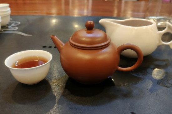 大紅袍煙熏味是好茶嗎，能不能喝對(duì)人體有壞處嗎