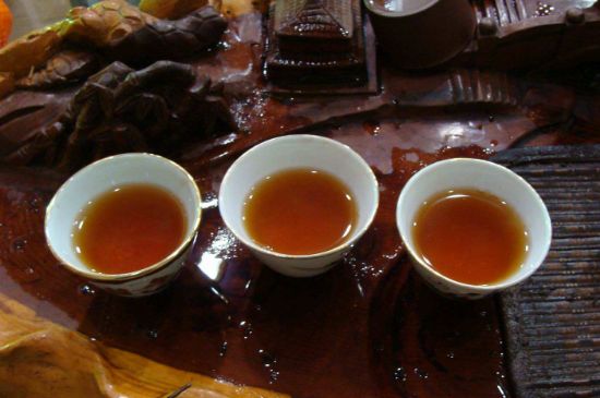 大紅袍四大品種有哪些，大紅袍的種類(lèi)和著名品種特點(diǎn)介紹